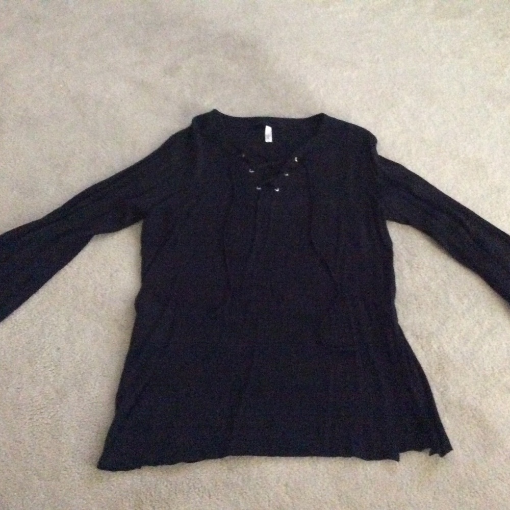 Elan Women Black Cross Lace Up V Neck With Long Sleeve Flare